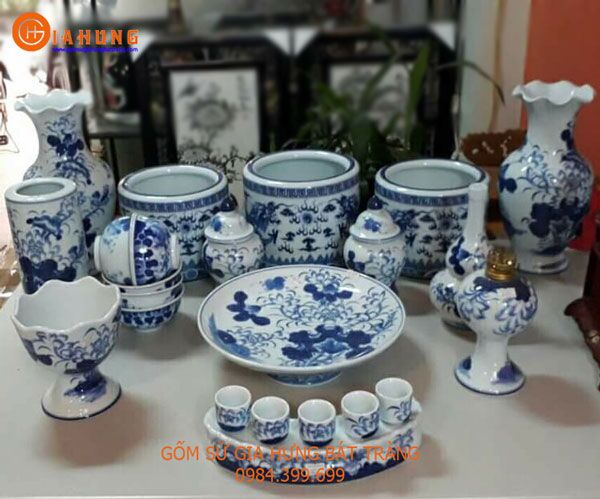 z1051089283510_05ca7b9a6c7967acea0af6f67fcf501b bộ đồ thờ, bộ đồ thờ gốm bát tràng, bộ đồ thờ gốm sứ, đồ thờ, đồ thờ gốm sứ, bát hương, mâm bồng, đèn thờ, chóe thờ, ống hương, kỷ thờ, đèn dầu thờ, lọ hoa thờ