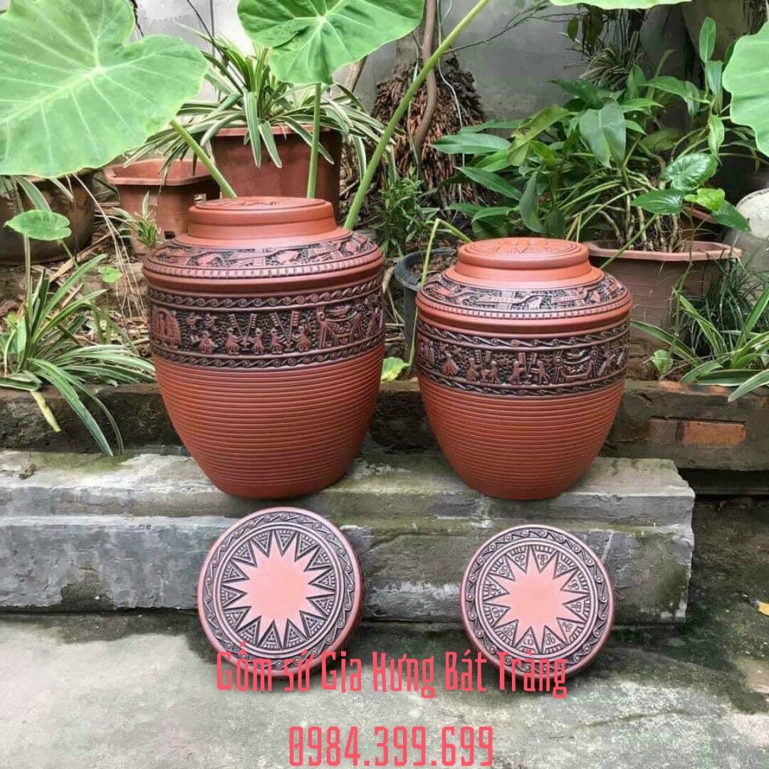 chum sành trống đồng âu lạc chum sành, chum rượu, chum ngâm rượu, chum sành đông sơn âu lạc, bình ngâm rượu, chum đựng rượu, chum sành ngâm rượu, chum sành đựng rượu, chum rượu bát tràng, chum 10l, chum 20l, chum 20l, chum rượu 50l, chum sành trống đồng, chum sành khắc nổi